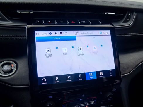 Used 2024 Jeep Grand Cherokee L Limited w/ Black Appearance Package image 31