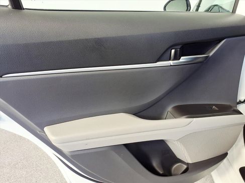 Used 2024 Toyota Camry LE image 11