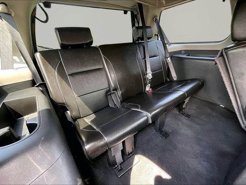 Used 2014 Nissan Armada Platinum w/ 2nd Row Captain Seat Package RWD image 29