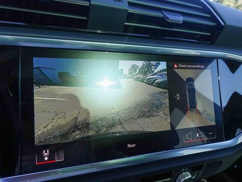 Used 2025 Audi Q3 2.0T Premium Plus w/ Premium Plus Package image 23