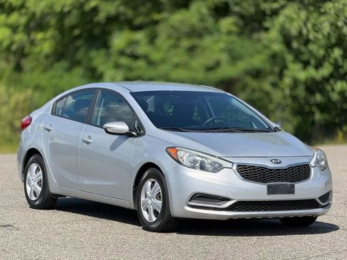 Used 2015 Kia Forte LX w/ Popular Package FWD image 1