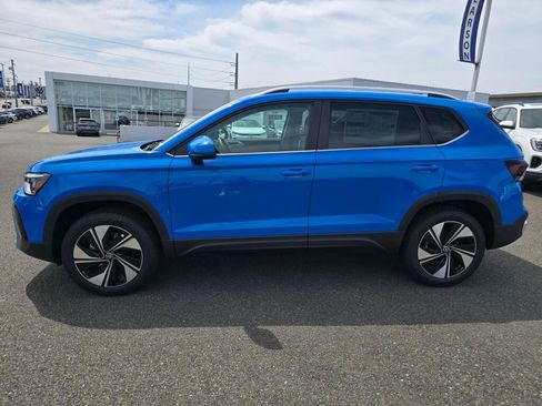 New 2026 Volkswagen Taos SE AWD/4WD image 6