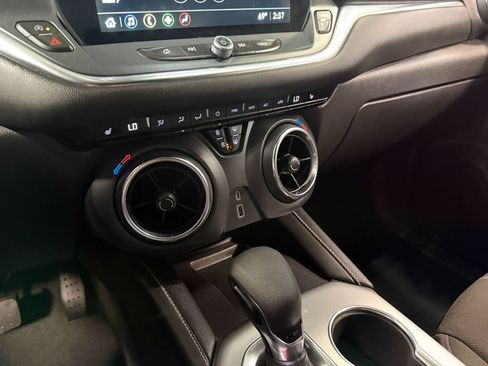 Used 2024 Chevrolet Blazer LT w/ Convenience Package FWD image 79