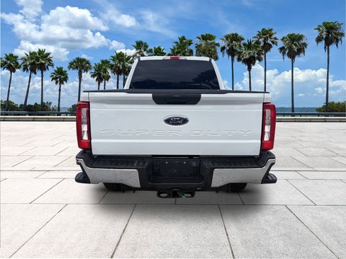 Certified 2024 Ford F250 XLT image 7