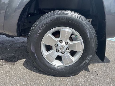 Used 2015 Toyota Tacoma 4x4 Double Cab w/ TRD Sport Package image 45
