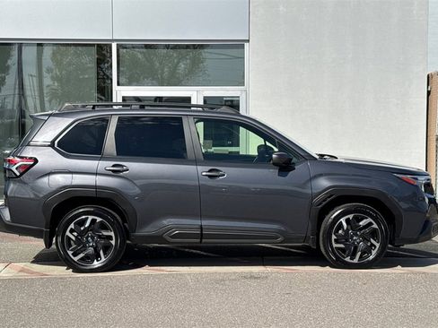 Certified 2025 Subaru Forester Limited image 3