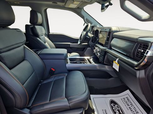 New 2025 Ford F250 Lariat w/ Lariat Ultimate Package image 15