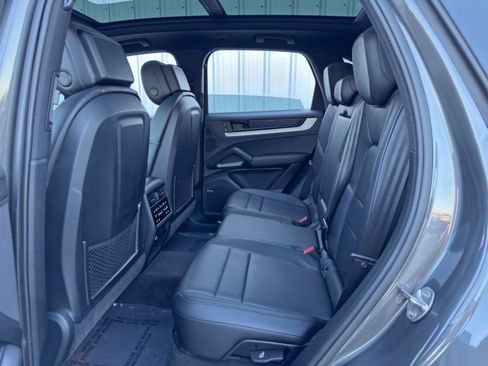 Used 2024 Porsche Cayenne S image 49
