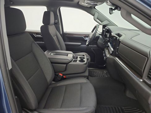 Used 2024 Chevrolet Silverado 1500 RST image 18