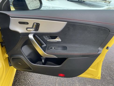 Used 2020 Mercedes-Benz CLA 250 CLA 250 image 19