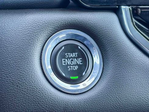 Used 2024 GMC Canyon Elevation w/ Elevation Premium Package image 24