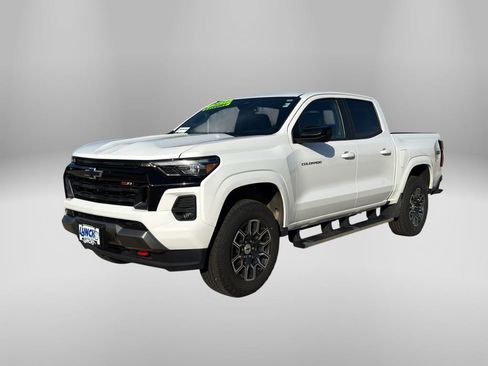 Used 2023 Chevrolet Colorado Z71 w/ Z71 Convenience Package 2 AWD/4WD image 1