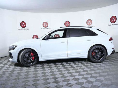 New 2026 Audi RS Q8 performance image 5