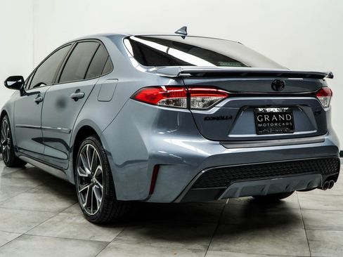 Used 2022 Toyota Corolla SE image 11
