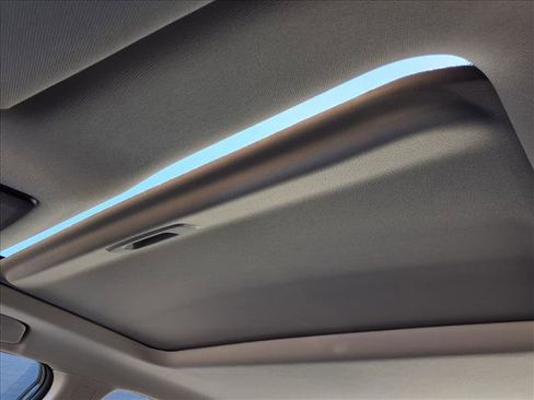 New 2025 Nissan Altima 2.5 SR image 24