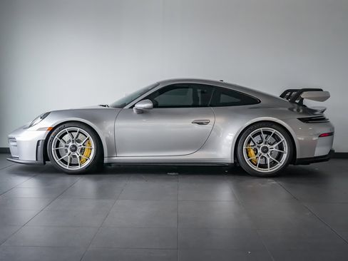 Certified 2026 Porsche 911 GT3 image 2