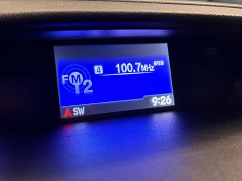 Used 2014 Honda CR-V LX image 11