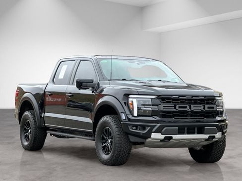 Used 2025 Ford F150 Raptor AWD/4WD image 9