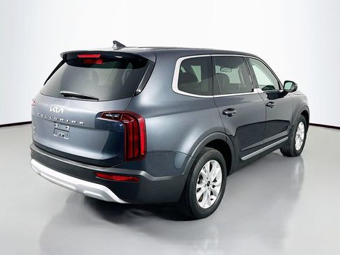 Used 2022 Kia Telluride LX AWD/4WD image 7