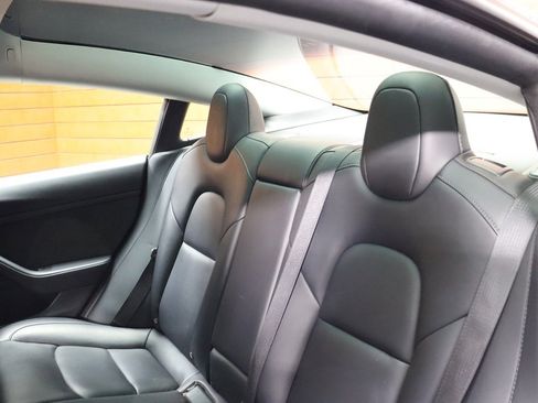 Used 2022 Tesla Model 3 Long Range image 40