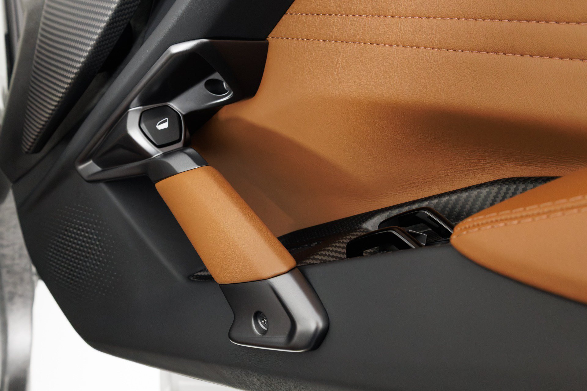 Used 2024 Lamborghini Revuelto AWD/4WD image 47