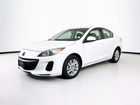 Used 2012 MAZDA MAZDA3 i Touring FWD image 3