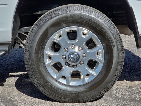 Used 2024 RAM 2500 Laramie image 5