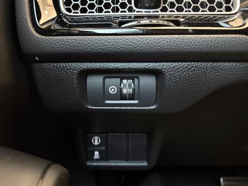 Used 2024 Honda Civic Sport image 31