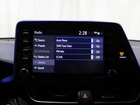 Used 2021 Toyota C-HR XLE image 16