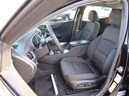 Used 2024 Chevrolet Malibu LT FWD image 8