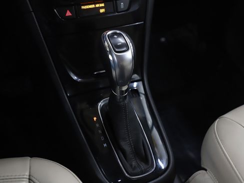 Used 2017 Buick Encore Premium image 23