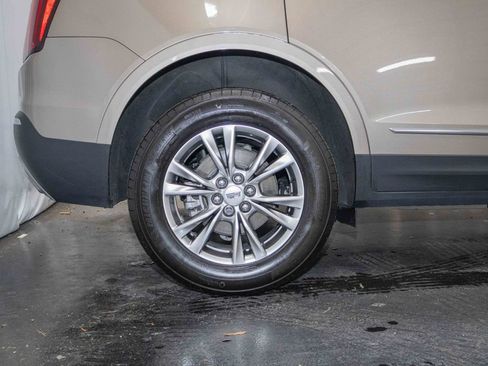 Used 2023 Cadillac XT5 Premium Luxury image 6