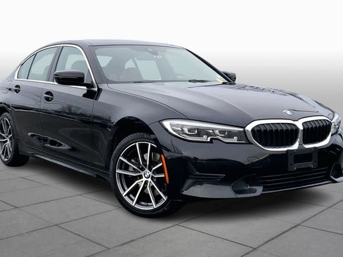 Used 2022 BMW 330i xDrive Sedan w/ Premium Package image 2