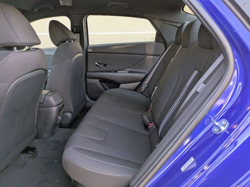 New 2025 Hyundai Elantra SEL image 26