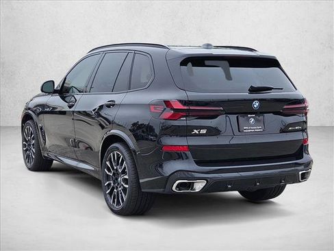 Used 2026 BMW X5 xDrive50e w/ M Sport Package AWD/4WD image 7
