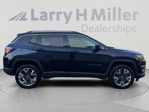 Used 2018 Jeep Compass Limited AWD/4WD image 6