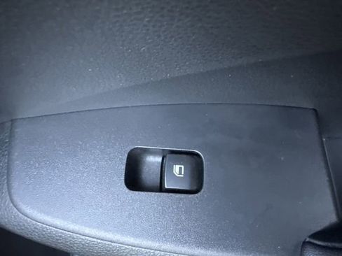 Certified 2024 Kia Seltos SX image 28