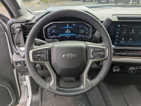 Used 2022 Chevrolet Silverado 1500 RST w/ Z71 Off-Road Package AWD/4WD image 13
