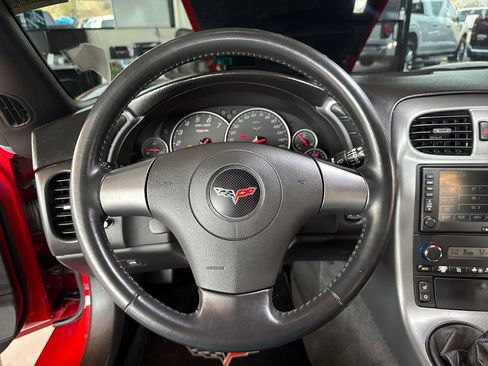 Used 2006 Chevrolet Corvette Z06 w/ Preferred Equipment Group RWD image 21