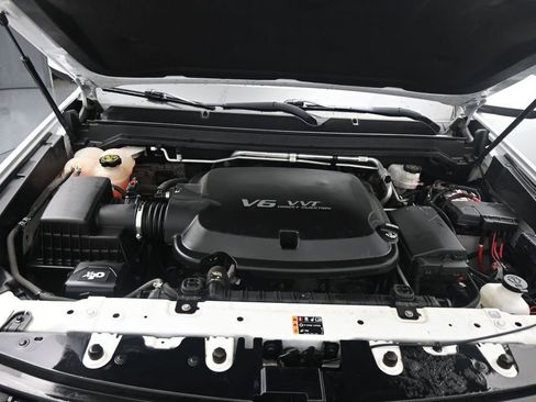 Used 2019 Chevrolet Colorado ZR2 w/ Colorado ZR2 Bison Edition AWD/4WD image 14