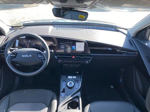 New 2026 Kia Niro Wind FWD image 24