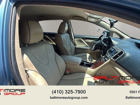 Used 2010 Toyota Venza FWD image 15
