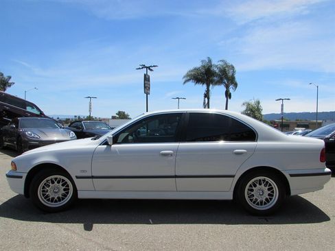 Used 2000 BMW 528i Sedan RWD image 4