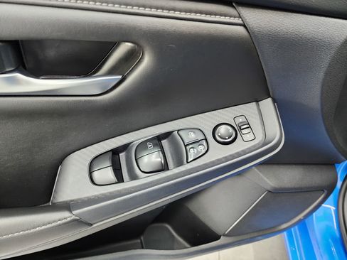 Used 2023 Nissan Sentra SV image 37