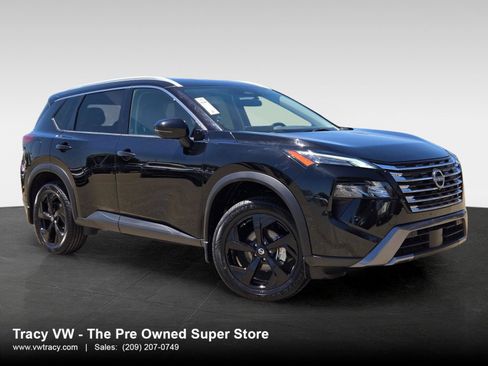 Used 2024 Nissan Rogue SL FWD image 1