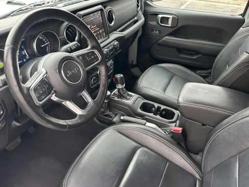 Used 2023 Jeep Wrangler Unlimited Sahara w/ Cold Weather Group AWD/4WD image 12