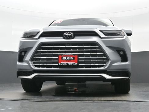 Used 2025 Toyota Grand Highlander AWD Hybrid image 30