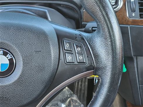 Used 2008 BMW 328i Convertible image 26