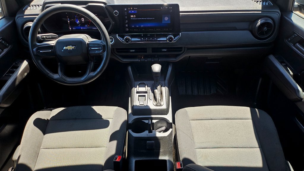 Used 2023 Chevrolet Colorado W/T RWD image 5