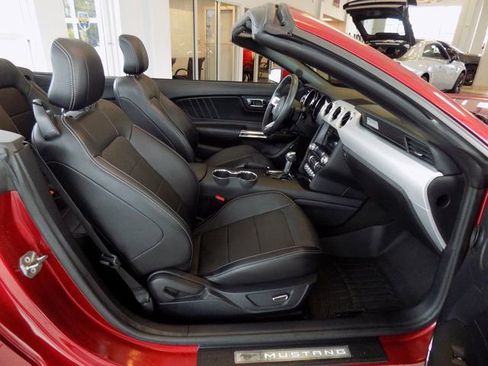 Used 2016 Ford Mustang GT Premium image 23